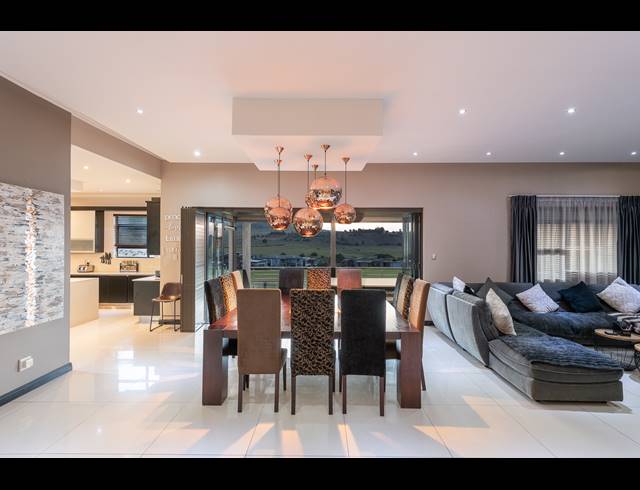 4 BEDROOM HOUSE FOR SALE IN EYE OF AFRICA ESTATE